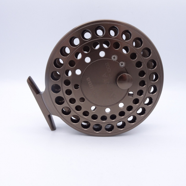 アヴェンタ VT1002